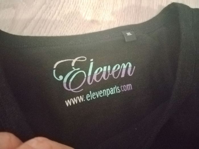 T shirt élevé Paris noir de strass tête de mort L - photo numéro 2