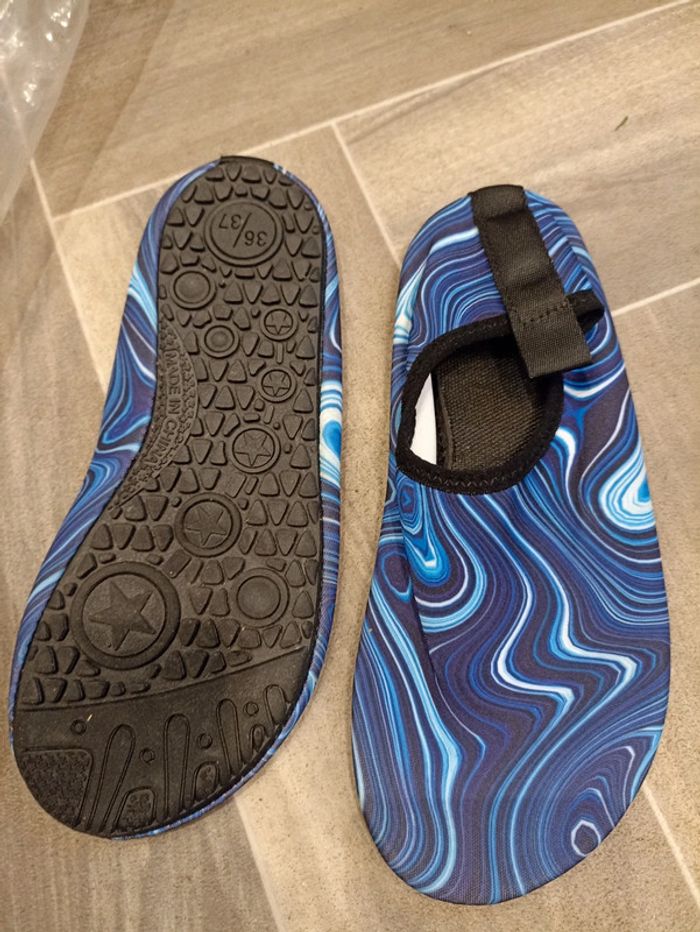 Chaussons sport taille 36-37 - photo numéro 2