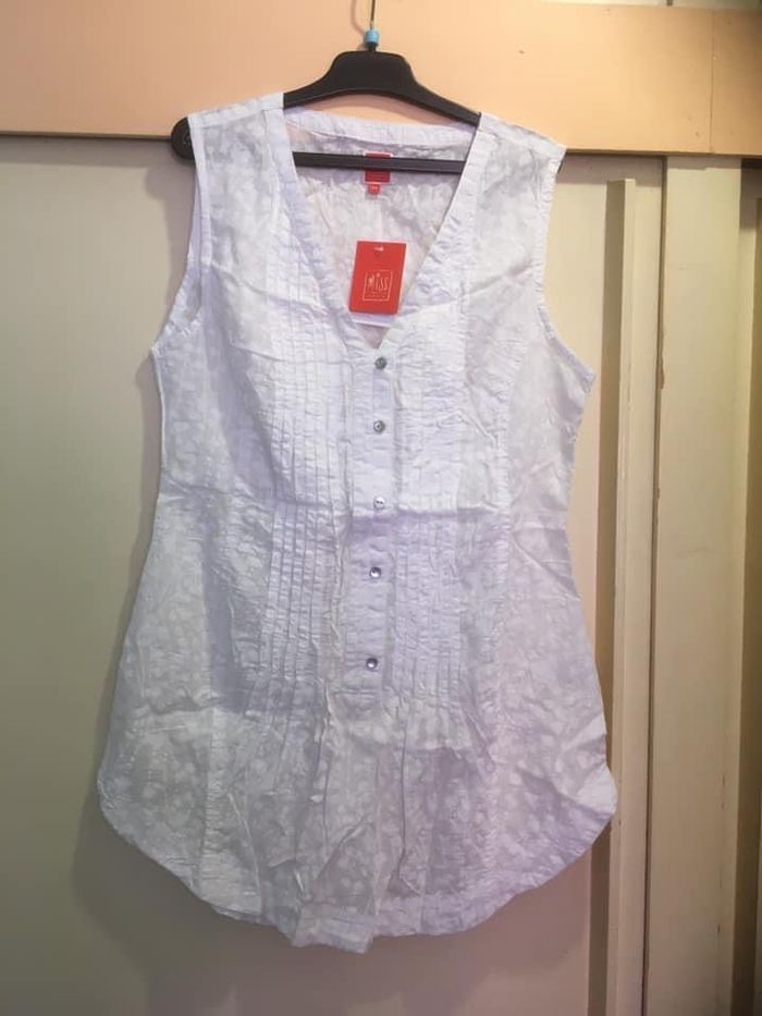 Tunique légère Miss Captain Neuve Taille 34 (35€)