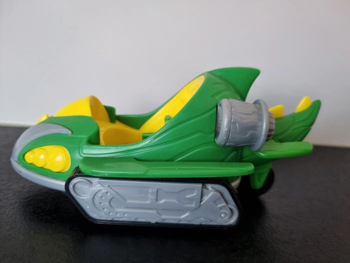 Lot de véhicules et personnages Pyjamasks - photo numéro 4