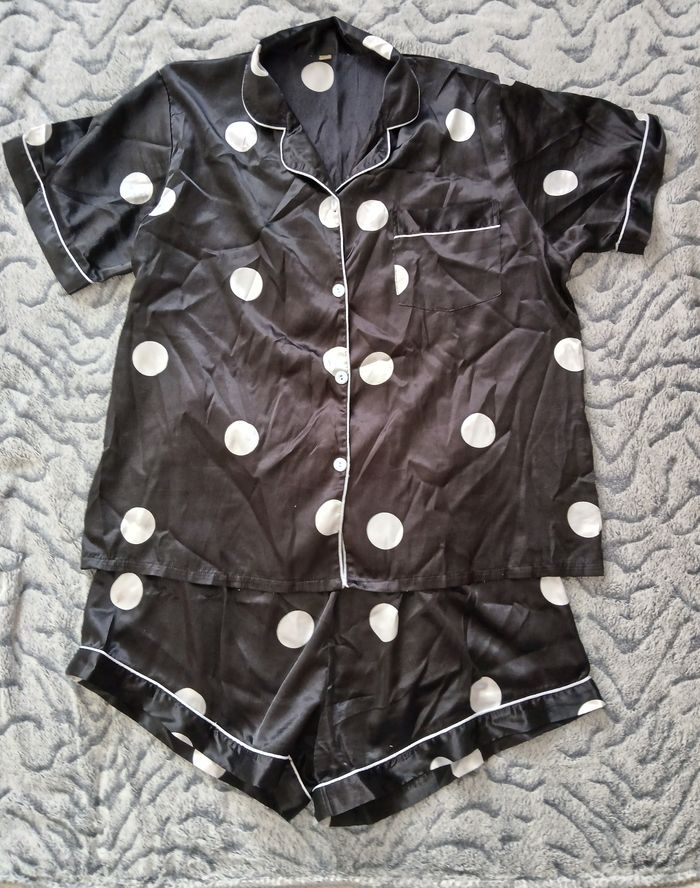 Pyjama Shein
T 48