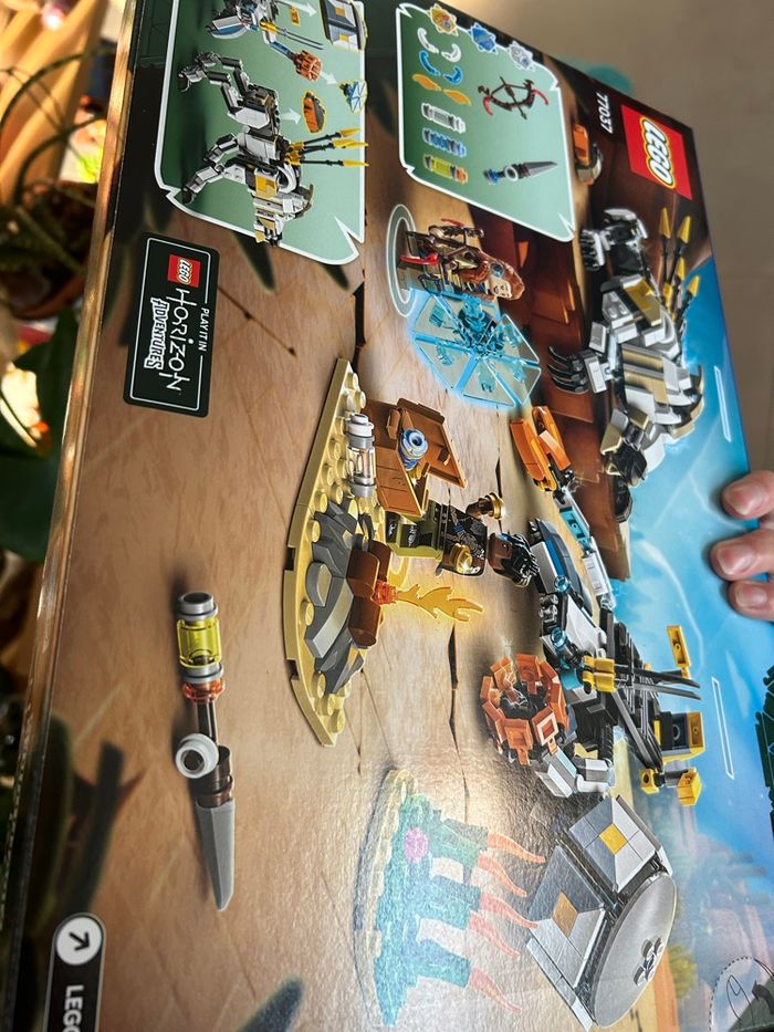 77037 LEGO Horizon Aloy et Varl contre Testudien et Dents de scie - photo numéro 2