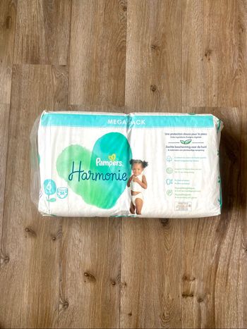 58 couches Pampers Harmonie