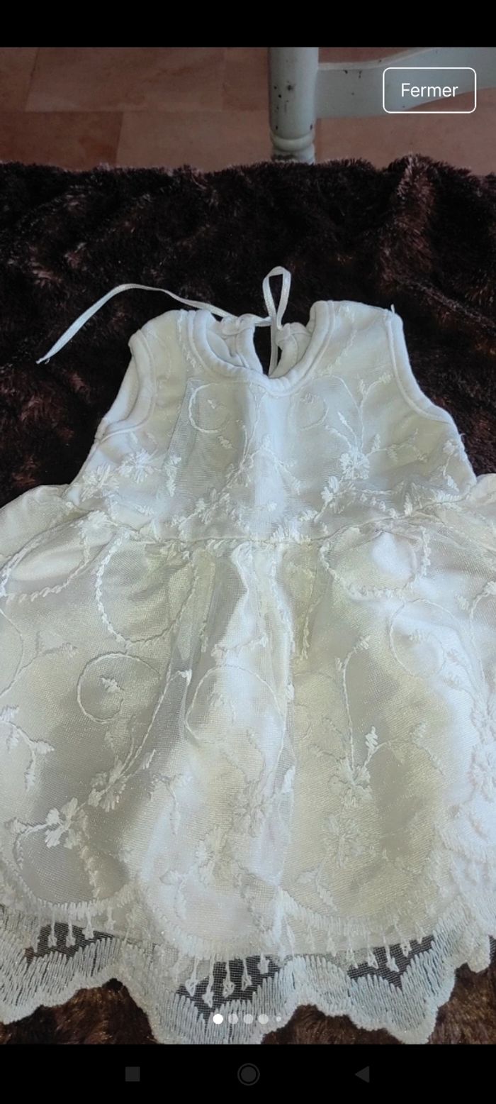 Très belle robe bébé e2 - photo numéro 5