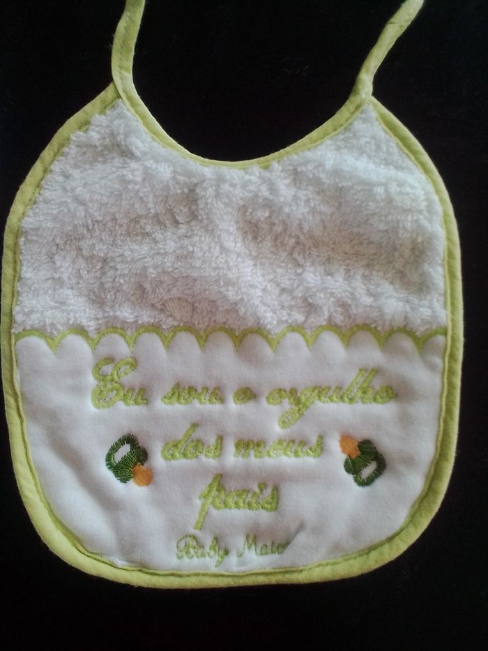 Bavoirs - photo numéro 3