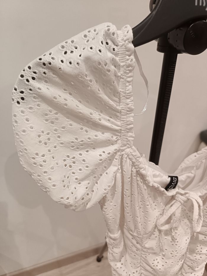 Très belle robe blanche xxs H&M - photo numéro 2