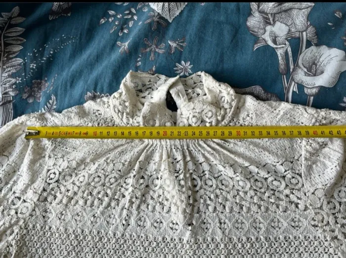 Haut en dentelle crème – Maison 123 - photo numéro 12