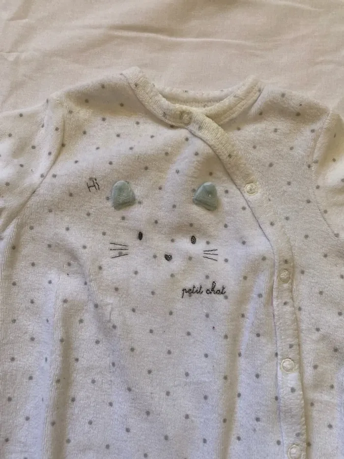 Lot 2 pyjamas chauds 1 mois - photo numéro 6