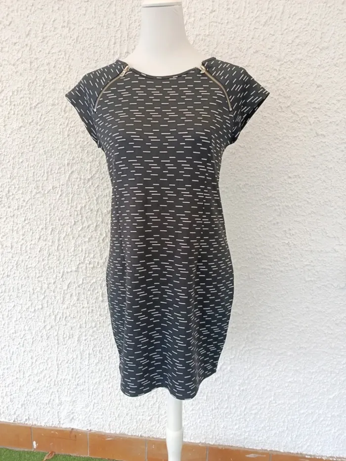 Robe courte noire et blanche tout feu tout femme taille L