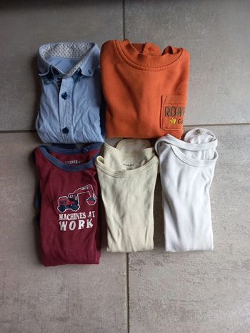 Lot vêtements 12 mois