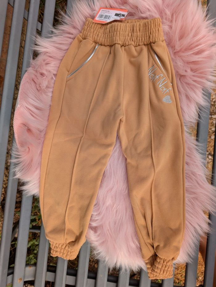 Pantalon jogging nafnaf neuf. 4 ans