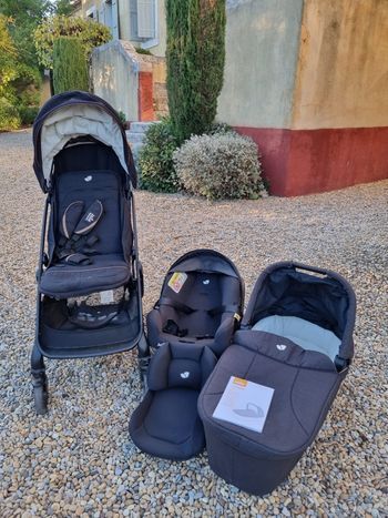Poussette TRIO JOIE Signature