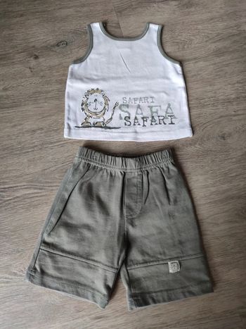 Ensemble été 6 mois neuf