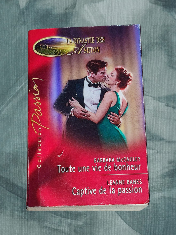 Livre : HARLEQUIN - 9 livres ( collection Passion )