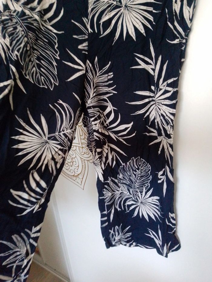 Pantalon bohème fleurs en viscose taille 48 - photo numéro 2