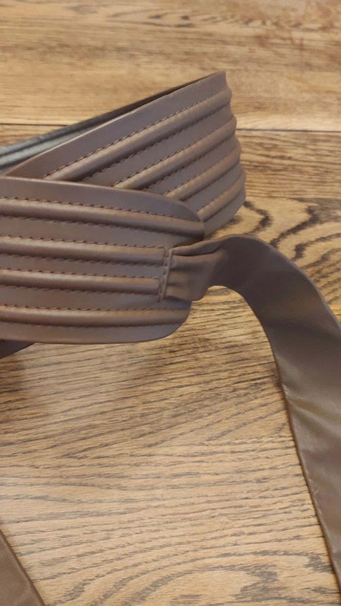 Ceinture marron en similcuir de 75cm - photo numéro 7