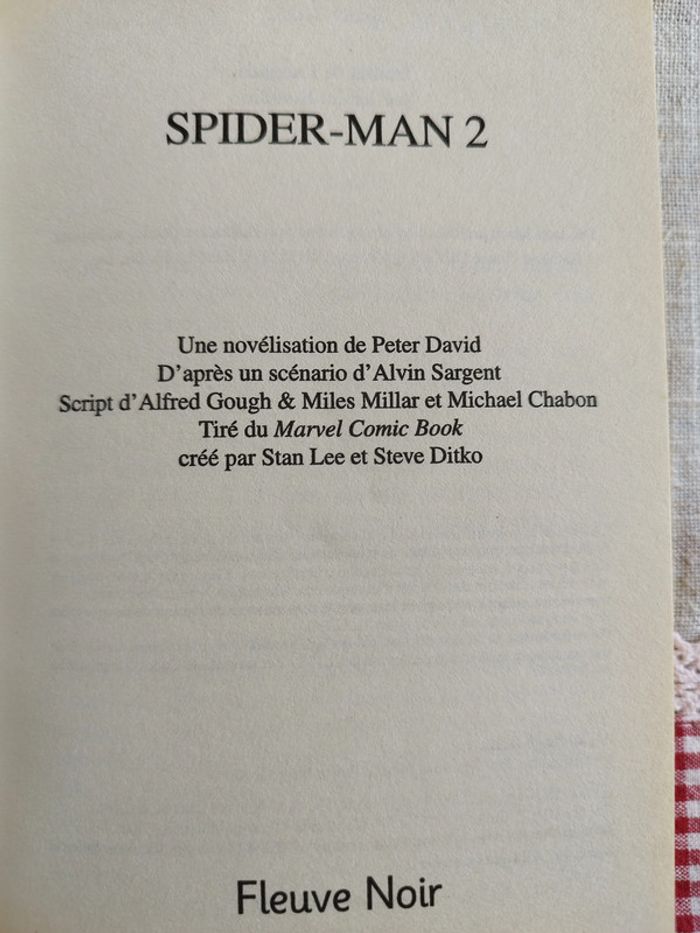 Spider-Man 2. Fleuve noir. Peter David - photo numéro 3