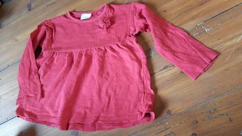 T-shirt zara rouge fleurs 2 3 ans