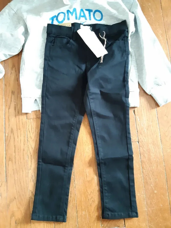 Vêtements fille 6.7 ans 122cm et 6ans neufs - photo numéro 4
