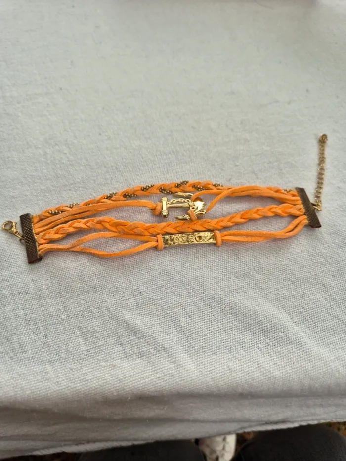Bracelet