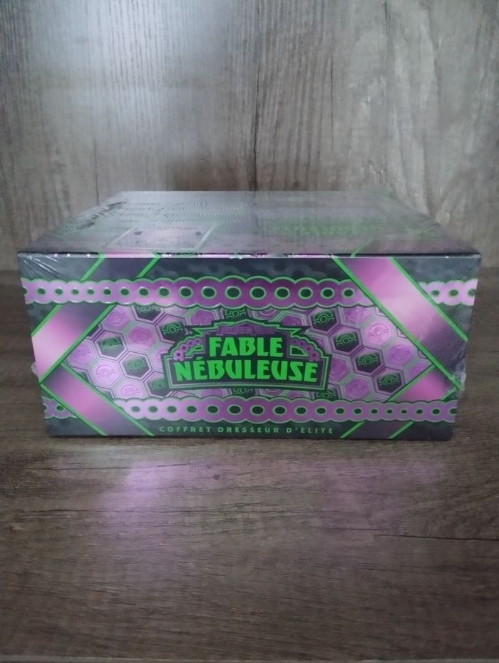 Pokémon
ETB
Écarlate et Violet EV6.5
Fable Nébuleuse - photo numéro 5