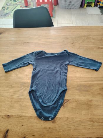 Bodie taille 12 mois