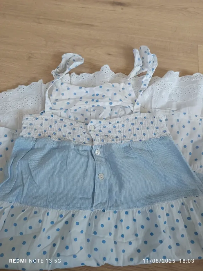Magnifique robe bleu blanc rose taille 5 ans - photo numéro 4