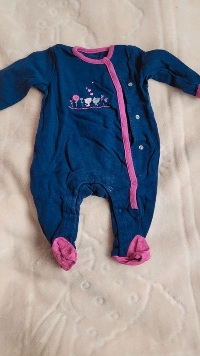 Pyjama 3 mois - photo numéro 2