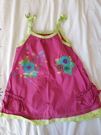 Robe la compagnie des petits rose violet vert taille 24 mois 2 ans