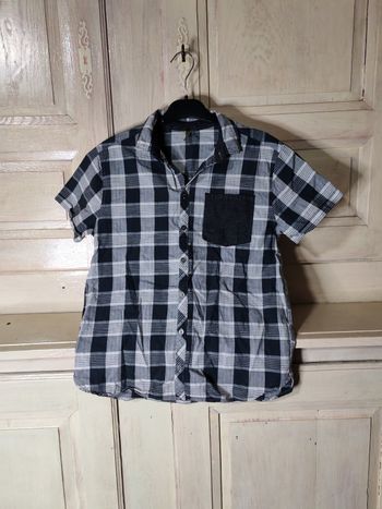 Chemise à carreaux