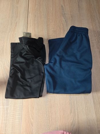 Lot de 2 bas de survêtement ● 6 ans