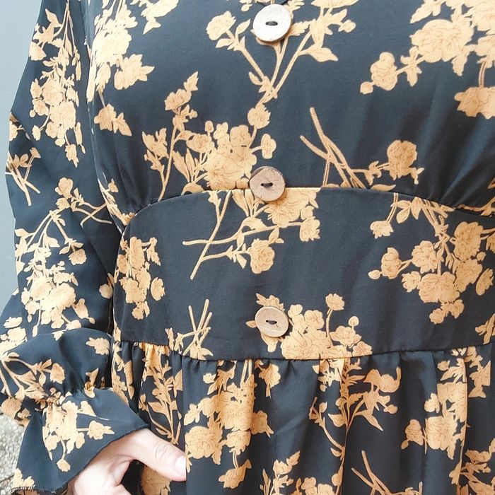 Magnifique robe pour taille 44 - photo numéro 4