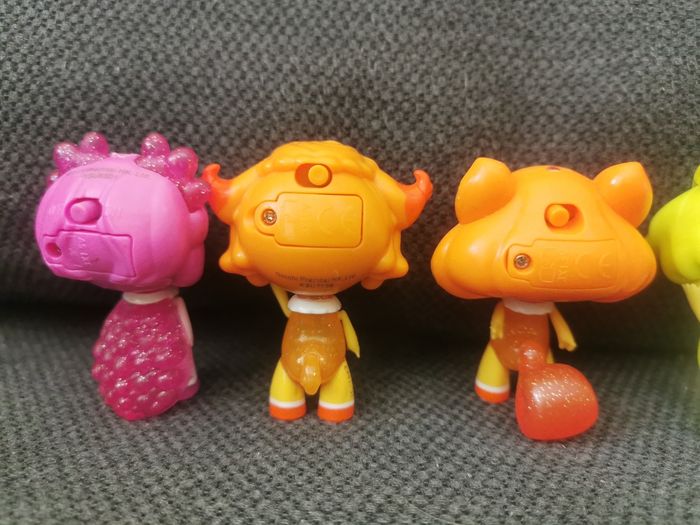 Lot de figurines lucioles - photo numéro 6