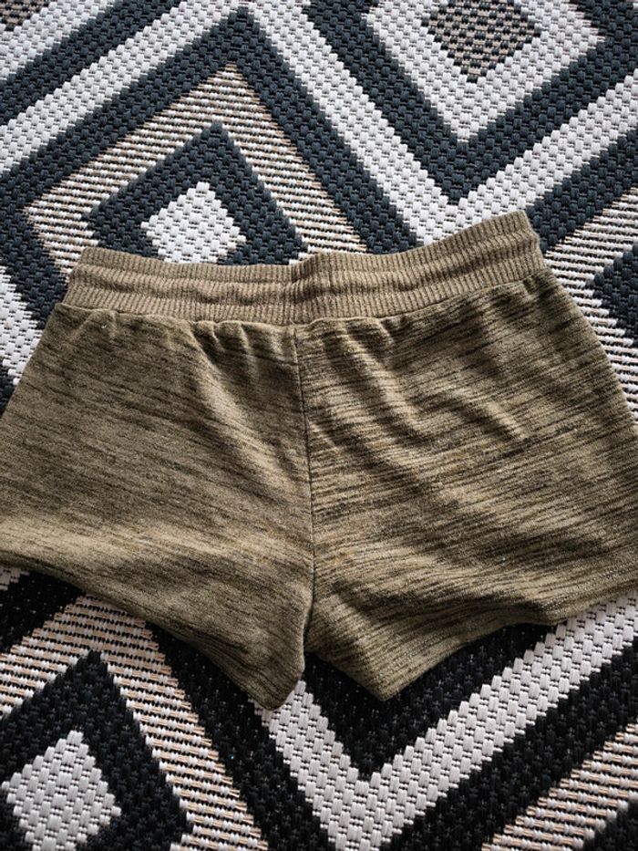 Short en tricot brossé ardene taille S 36 neuf - photo numéro 4