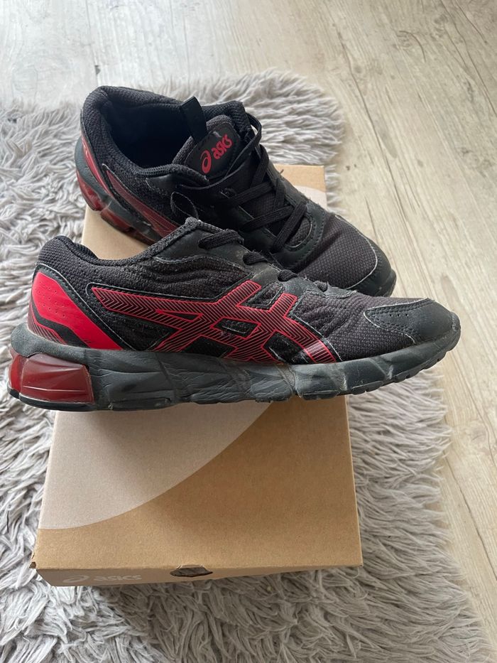 Baskets ASICS gel quantum 90 - pointure 35