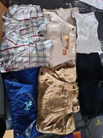 Lot de vêtements