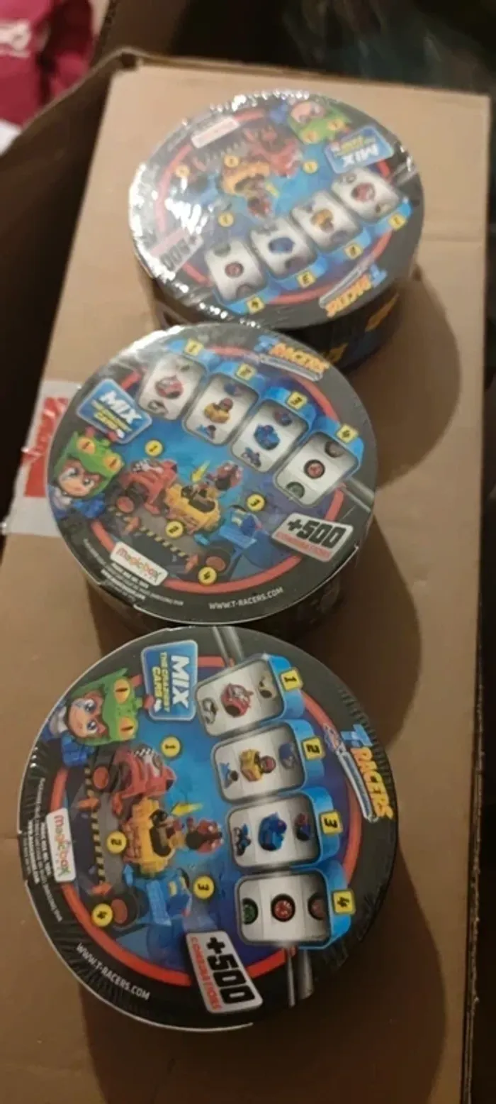 Voitures surprise T-racers TR1 série turbo wheel magicbox neuf 4 ans - photo numéro 2