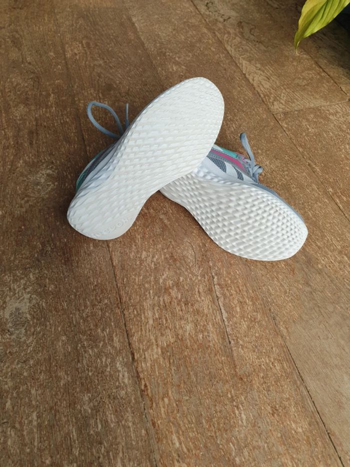 Basket fille reebok taille 30 - photo numéro 2