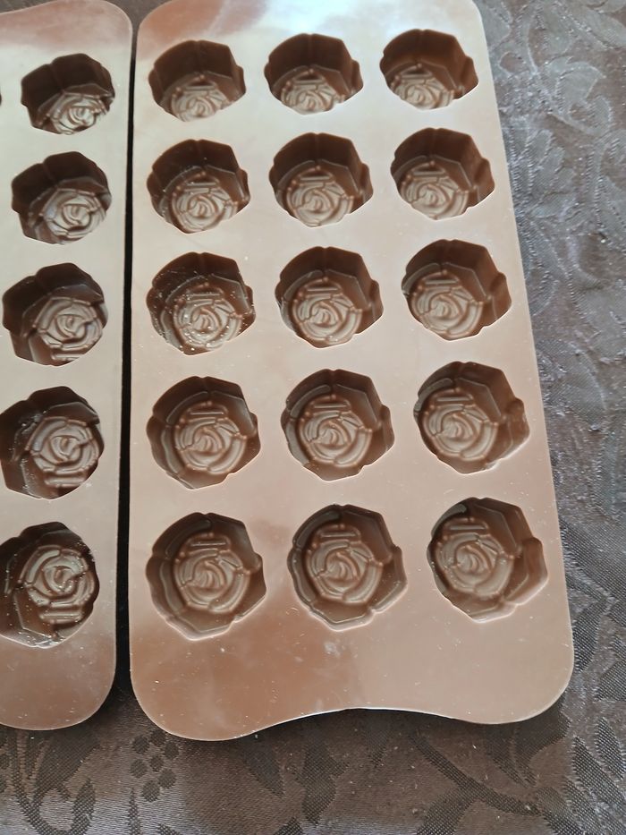 2 moules silicone - photo numéro 3