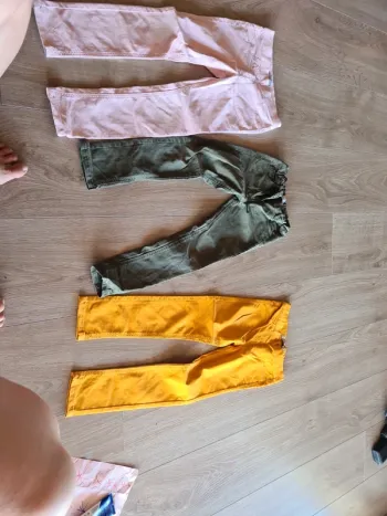 Lot jogging neuf fpc 8ans
