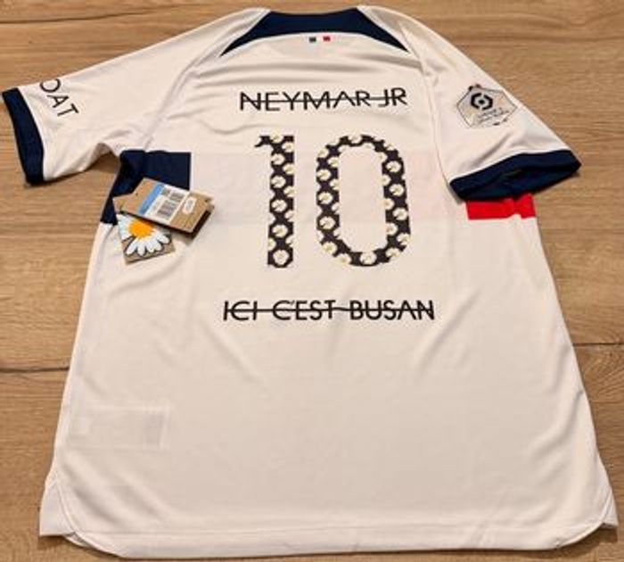 Maillot PSG Nike authentique taille M Peaceminusone