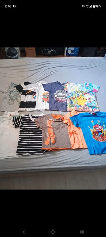 T-shirt à manches courtes taille 5 ans