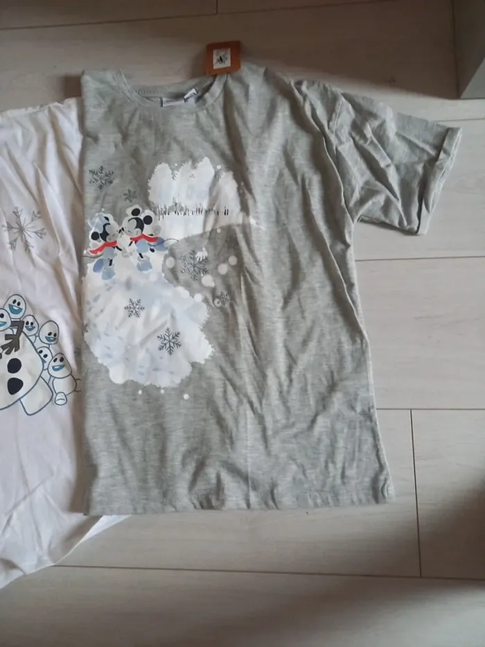Lot 2 tee shirt disney - photo numéro 3