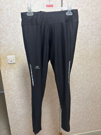 Jogging de sport taille 38 marque kalenji