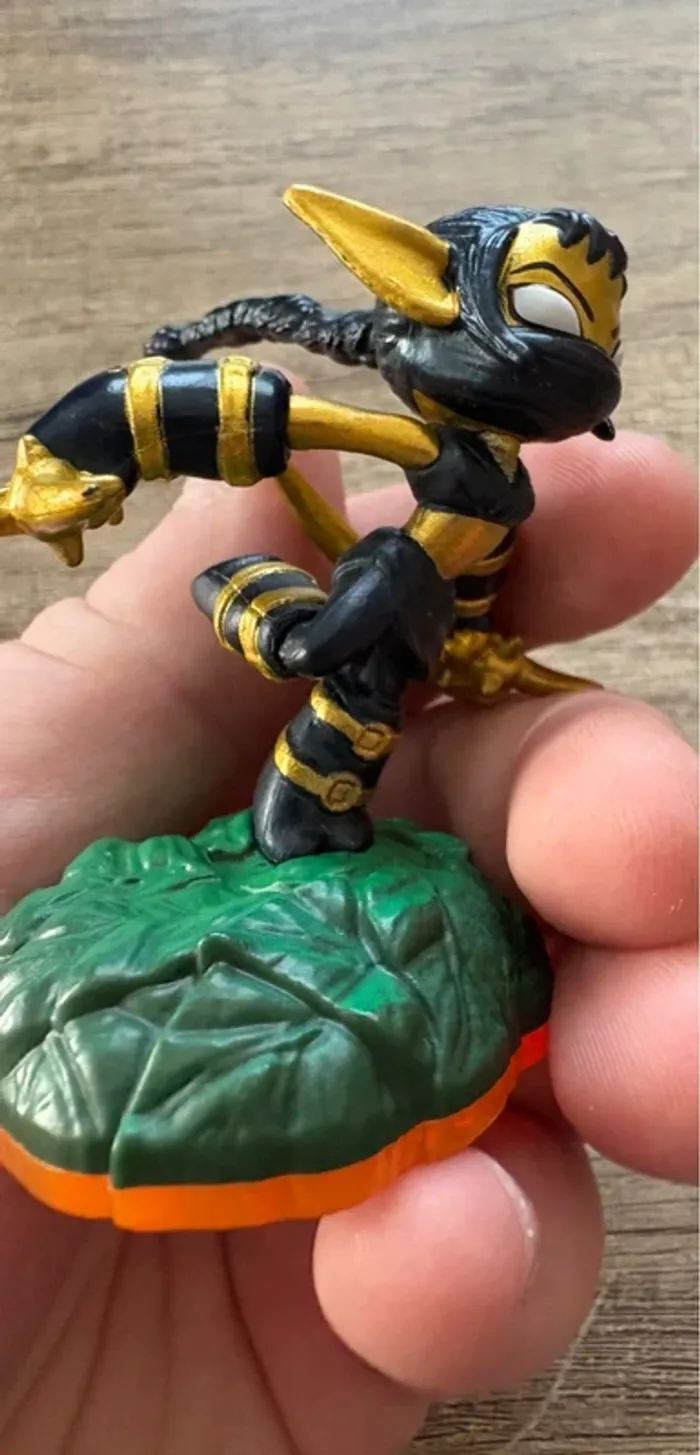 Legendary Stealth Elf Figurine Skylanders Giants - photo numéro 6