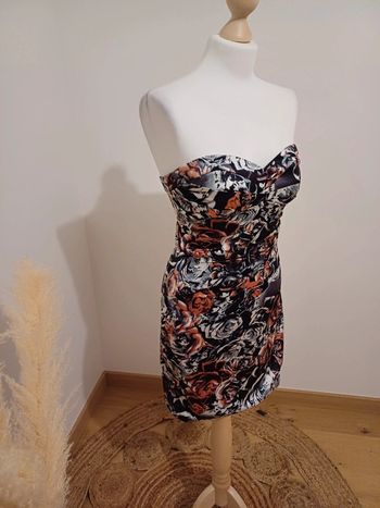 Robe courte bustier à motifs Lipsy taille S 36