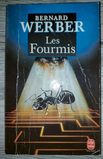 Livre de poche les fourmis