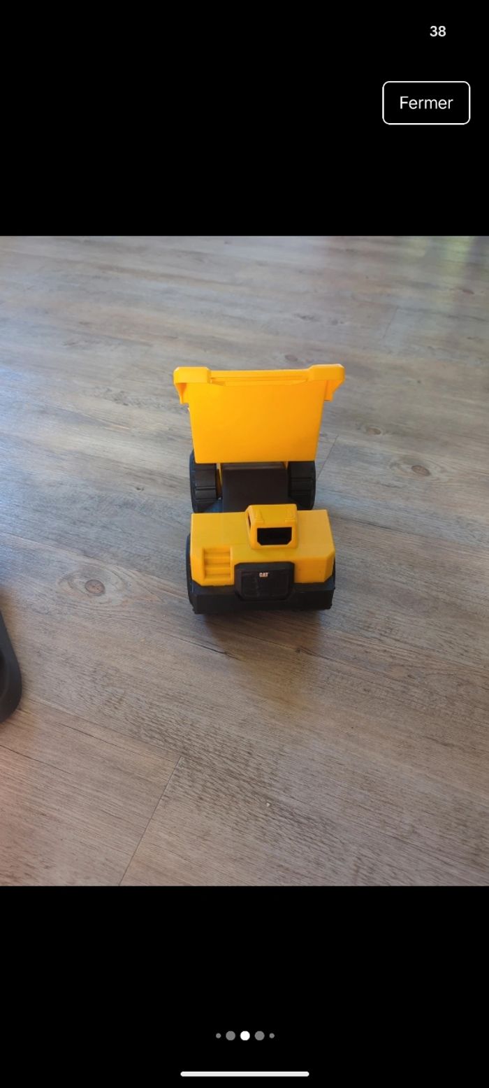 3 camions de chantiers - photo numéro 5