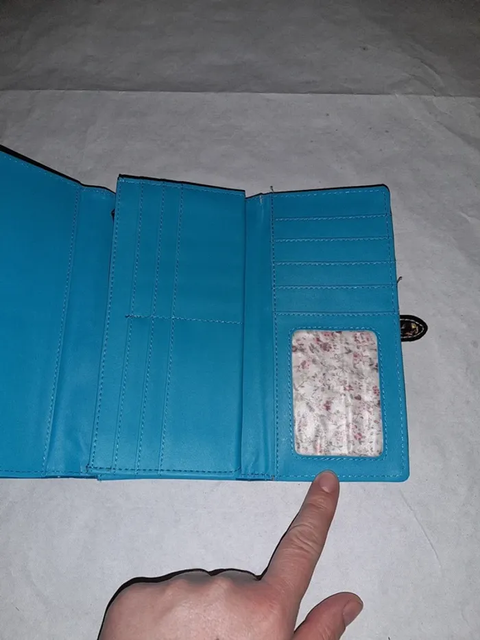 Portefeuille - photo numéro 4