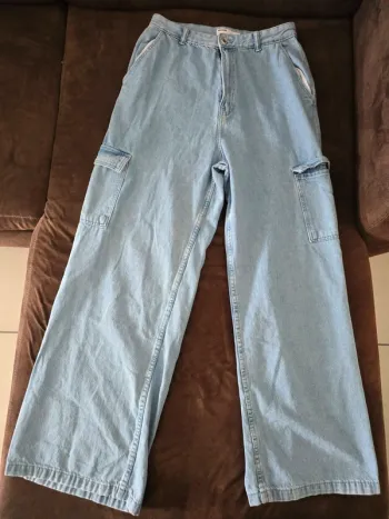 Jean large cargo 38 Bershka Neuf